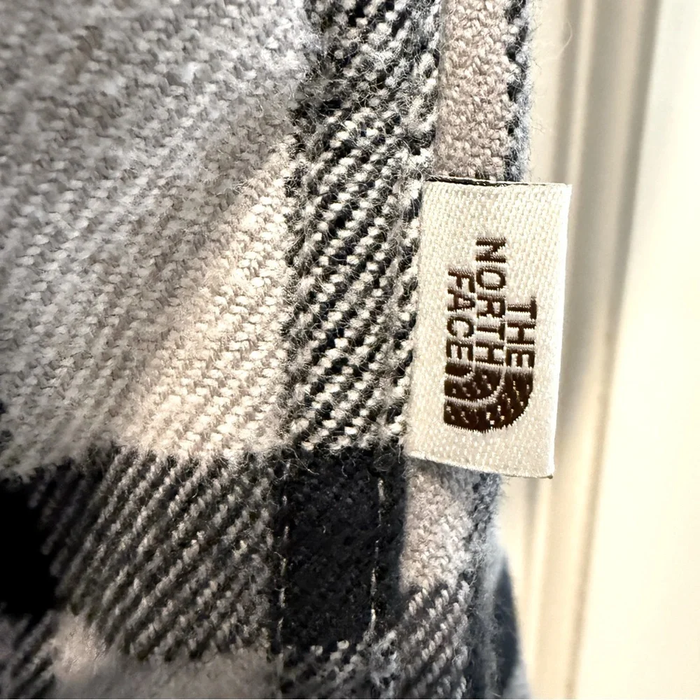 The North Face Flannel Shirt Gray Excellent Plaid Outdoor Mens XL